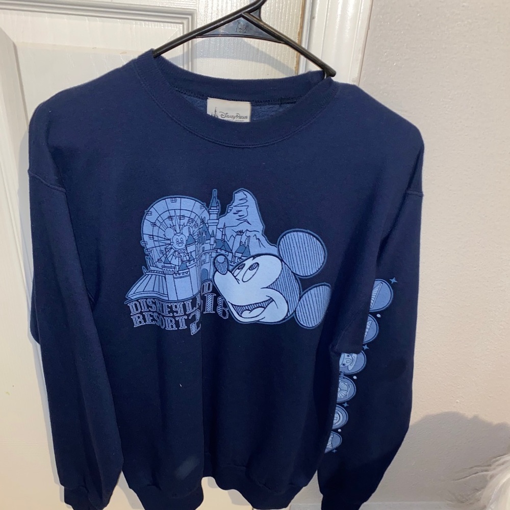 Disneyland Crewneck